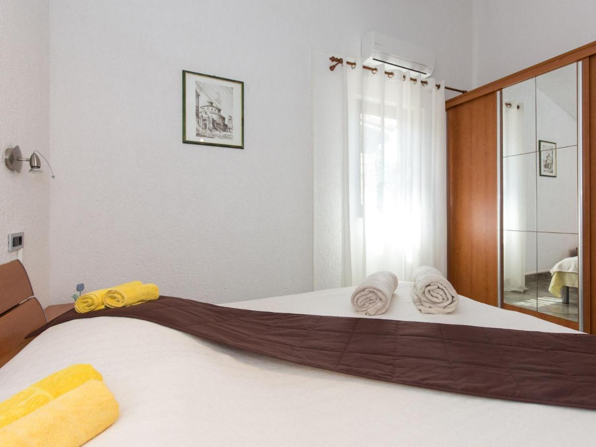 Apartment Starigrad-4 By Interhome Stari Grad Extérieur photo